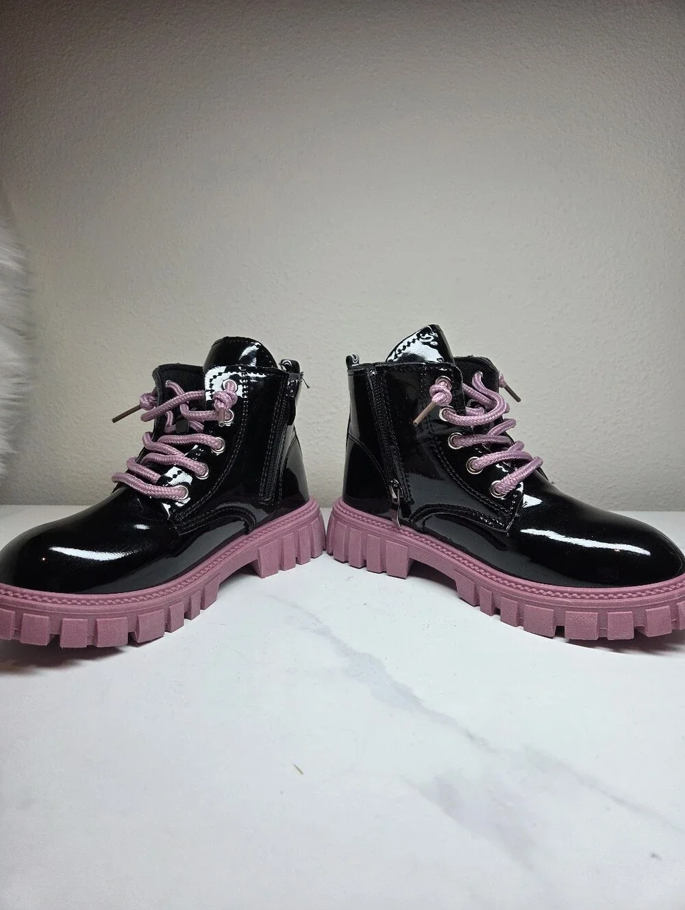 Boutique Kids Black Patent Sport Fashion Combat Boots Pink Lug Sole Size 2 NWOB